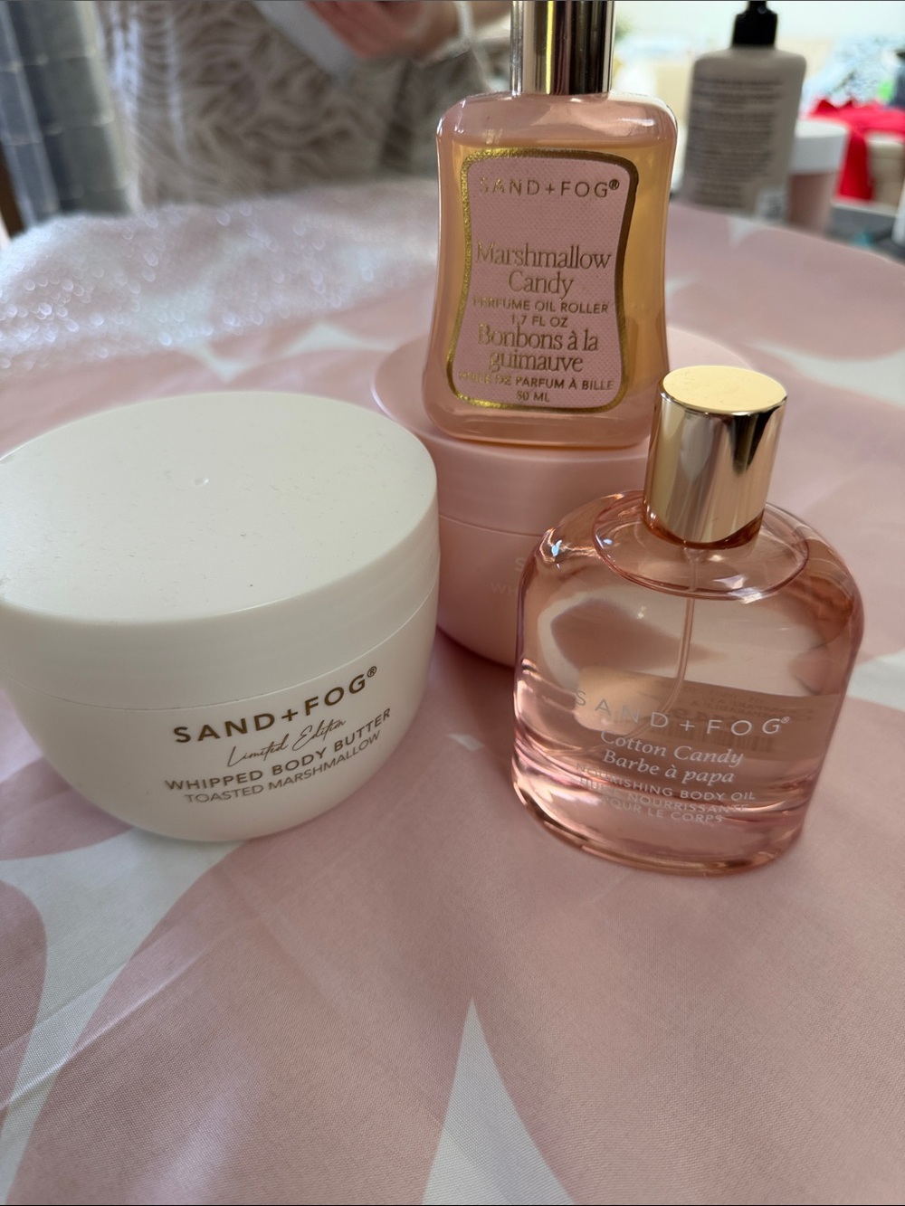 Cotton Candy & Marshmallow Bath & Body Set - @lmdaniels01